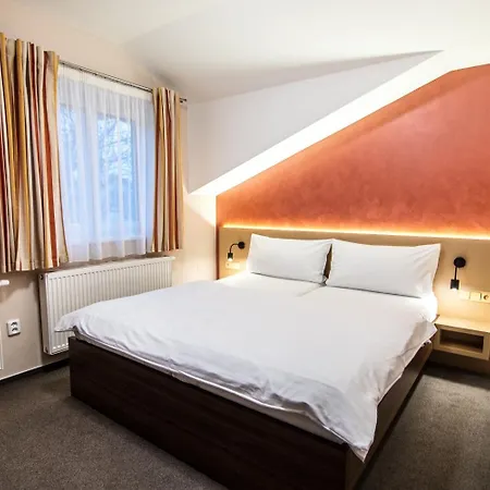 Appartement No 28 &